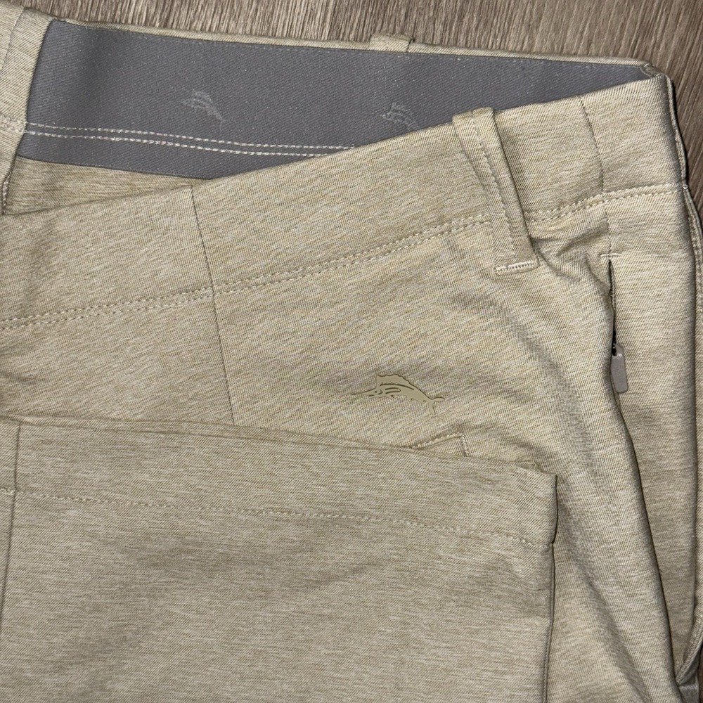 Tommy Bahama On Par IslandZone Flat Front Performance Pants Men's 40x30 Beige
